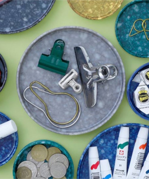 HIGHTIDE（ハイタイド）の「Marbled Melamine Tray マーブル メラミン サークルデスクトレイ トレー（収納グッズ・レディース・アイボリー/グレー/ブラック/ネイビー/ダークグリーン/マスタード・FREE）」の7枚目の写真