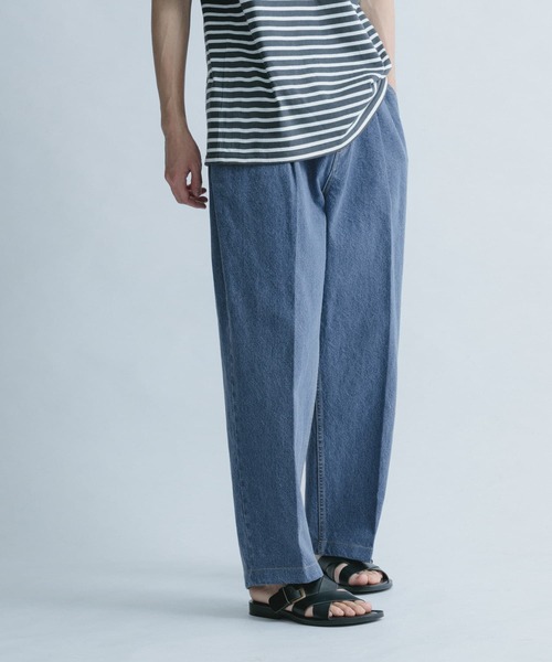 FORK&SPOON(フォークアンドスプーン)の「FORK&SPOON ペグトップデニムパンツ(デニムパンツ・メンズ・ワンウォッシュ/ブルー系その他・4/5)」の3枚目の写真