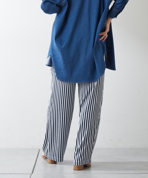 SHENERY（シーナリー）の「サテンストライプイージーパンツ（その他パンツ・レディース・ネイビー/レッド・FREE）」の8枚目の写真