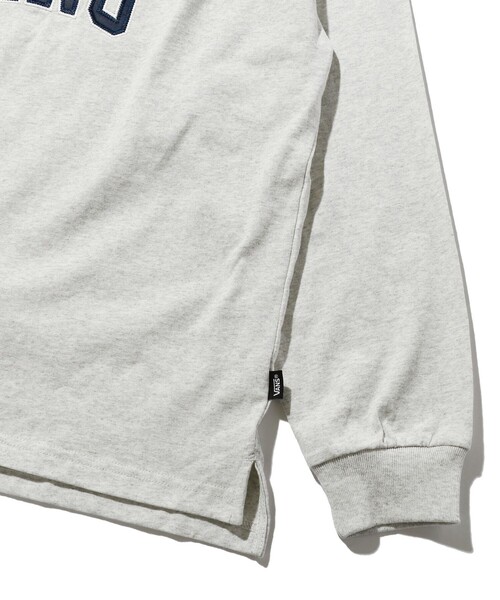 VANS（バンズ）の「VANS/バンズ 別注 ARCH LOGO ロングスリーブTEE（Tシャツ/カットソー・メンズ・ネイビー/グレー/グリーン・X-LARGE/LARGE/MEDIUM）」の5枚目の写真