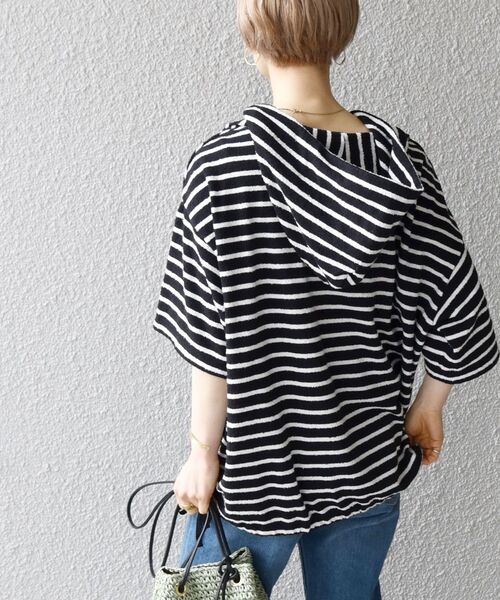 SHIPS any(シップス エニィ)の「SHIPS any:〈ウォッシャブル〉ブークレ フーディー プルオーバー◇(Tシャツ/カットソー・レディース・ブラック/ネイビー・ONE SIZE)」の1枚目の写真