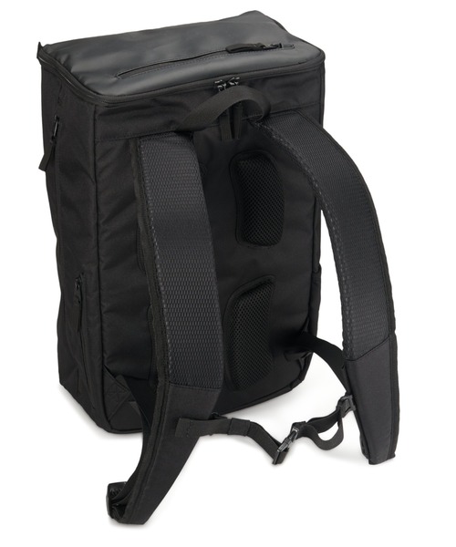 UNDER ARMOUR(アンダーアーマー)の「UAクール ターポリン バックパック3.0 27L(トレーニング/メンズ/レディース)(バックパック/リュック・レディース・ブラック×ライム/ブラック・ONESIZE)」の21枚目の写真