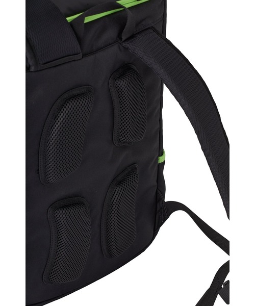 UNDER ARMOUR(アンダーアーマー)の「UAクール ターポリン バックパック3.0 27L(トレーニング/メンズ/レディース)(バックパック/リュック・レディース・ブラック×ライム/ブラック・ONESIZE)」の12枚目の写真