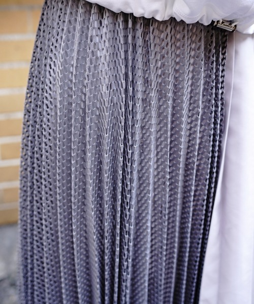 AULA AILA（アウラアイラ）の「AULA AILA（アウラ アイラ）別注コンビネーションプリーツスカート（スカート・レディース・ネイビー/グレー・FREE）」の4枚目の写真