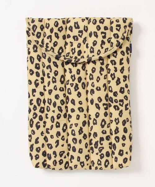 BAGGU（バグー）の「BAGGU/バグゥ Puffy 13インチ ラップトップ カバー（PC・タブレットケース・メンズ・イエロー/レオパード・ONE SIZE）」の2枚目の写真