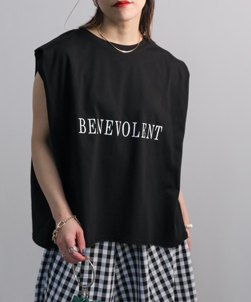 ap retro(アプレトロ)の「肩タックロゴプリントTEE(Tシャツ/カットソー・レディース・ブラック/オフホワイト/ブルー・FREE)」の13枚目の写真