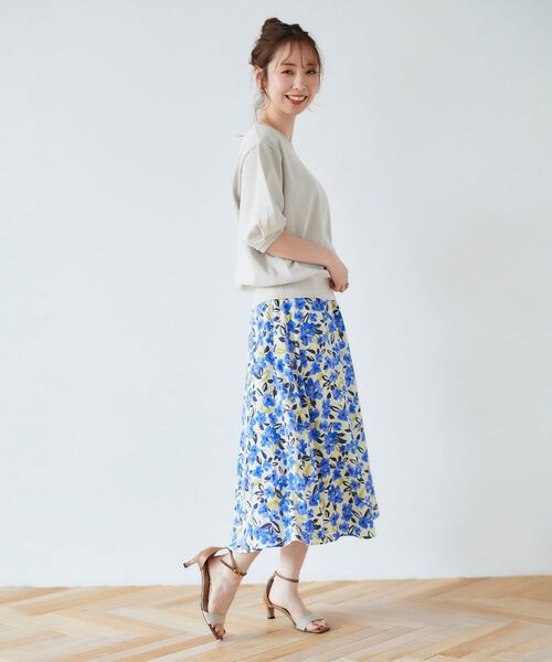 le.coeur blanc（ルクールブラン）の「カラフルフラワーフレアスカート（スカート・レディース・ブルー系その他4/ホワイト系その他2・38）」の9枚目の写真