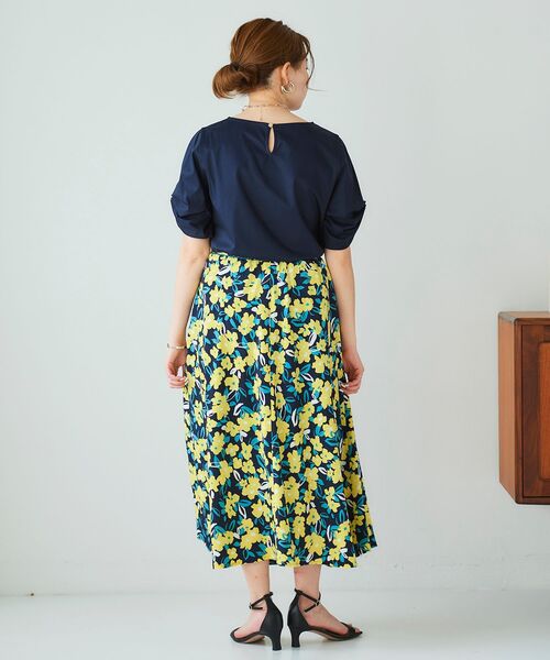 le.coeur blanc（ルクールブラン）の「カラフルフラワーフレアスカート（スカート・レディース・ブルー系その他4/ホワイト系その他2・38）」の20枚目の写真