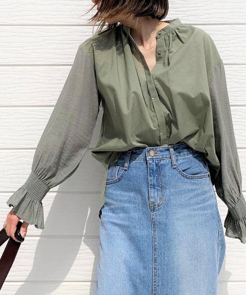 Q（キュー）の「コットンボイルギャザーブラウス（シャツ/ブラウス・レディース・ネイビー/オリーブ/アイボリー・MEDIUM）」の2枚目の写真