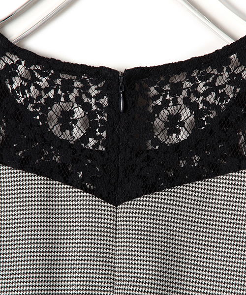 CAROLINA GLASER（カロリナ グレイサー）の「CAROLINA GLASER / レース オールインワン（つなぎ/オールインワン・レディース・ホワイト/ブラック・ONE SIZE）」の9枚目の写真