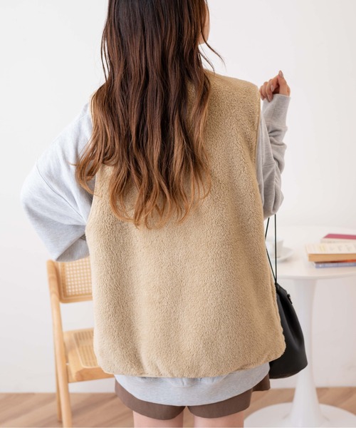WEGO（ウィゴー）の「WEGO/ファーボアベスト（ベスト・レディース・ベージュ/キャメル・FREE）」の16枚目の写真