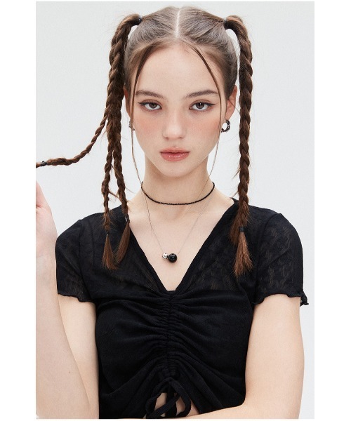 LUVISTRUE(ラヴイズトゥルー)の「A'GEM/9 × .kom『LUV IS TRUE/ラブ イズ トゥルー』SU SHIRRING TEE/シャーリングトップ クロップド丈 半袖 カットソー(Tシャツ/カットソー・レディース・ブラック/ピンク・FREE)」の3枚目の写真