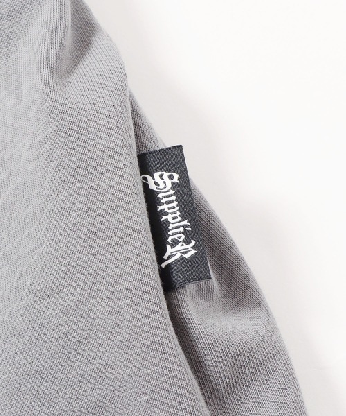 SUPPLIER(サプライヤー)の「SUPPLIER/サプライヤー PHYTHON IRON LOGO TEE ロゴTシャツ(Tシャツ/カットソー・メンズ・グレー/ホワイト/ライトブルー・M/L/XL)」の10枚目の写真