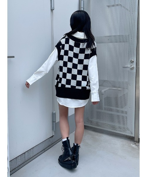 ENVYM(アンビー)の「ニットドッキングSH(シャツ/ブラウス・レディース・ホワイト/ブラック/ブラウン・FREE)」の19枚目の写真