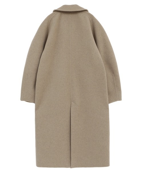 CLANE（クラネ）の「ARCH SLEEVE REVER COAT（ステンカラーコート・レディース・ベージュ/ネイビー/ブラウン・1/2）」の11枚目の写真