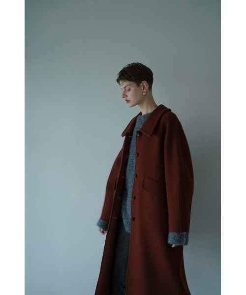 CLANE（クラネ）の「ARCH SLEEVE REVER COAT（ステンカラーコート・レディース・ベージュ/ネイビー/ブラウン・1/2）」の21枚目の写真
