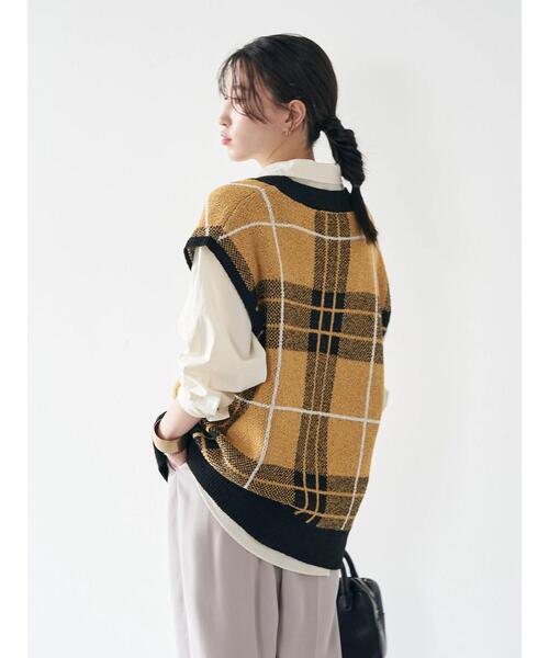 earth music&ecology(アースミュージックアンドエコロジー)の「チェックベスト(ベスト・レディース・ベージュ/サックスブルー/イエロー・FREE)」の8枚目の写真