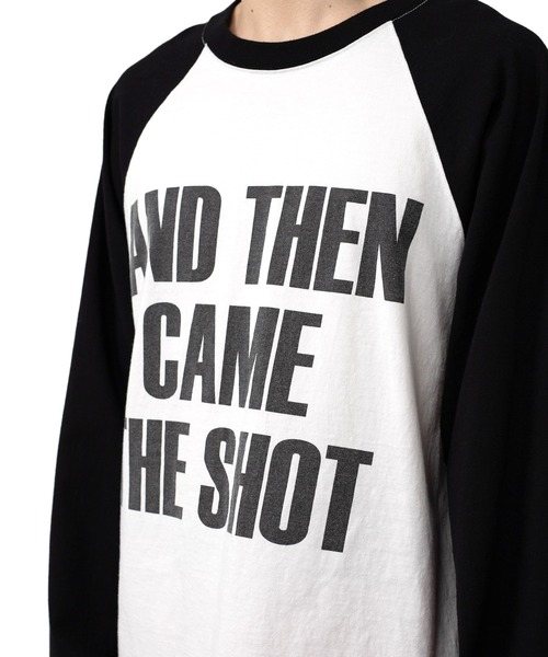 MYne(マイン)の「THE SHOT Printed LTS(Tシャツ/カットソー・メンズ・ブラック/パープル/カーキ・M/L/S)」の8枚目の写真