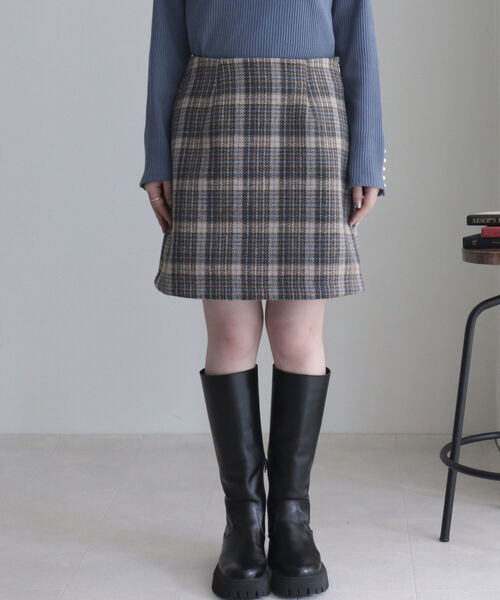 fredy emue(フレディエミュ)の「チェック柄ミニスカート(スカート・レディース・ベージュ系その他/ブルー系その他・38/36)」の20枚目の写真