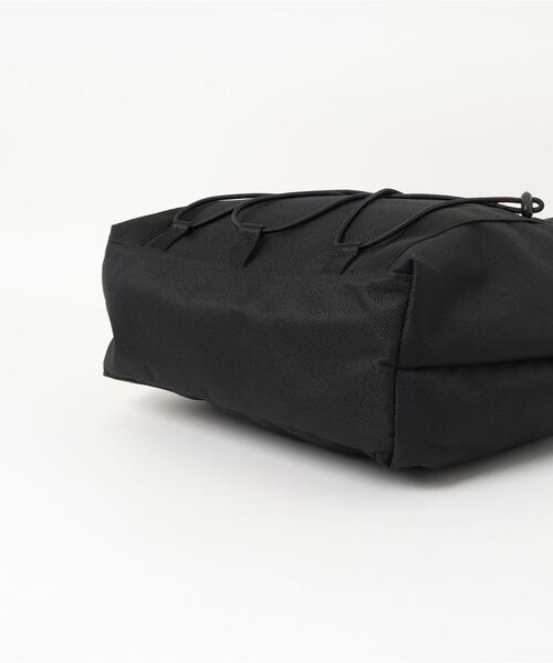 NIKE(ナイキ)の「《NIKEアパレル》ウィメンズ ワン トート(トートバッグ・レディース・ブラック・フリー)」の3枚目の写真