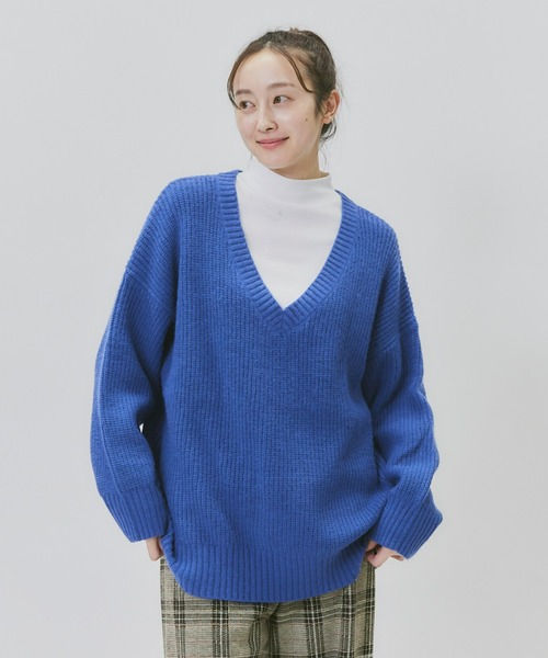 HONEYSUCKLE ROSE（ハニーサックルローズ）の「【HONEYSUCKLE ROSE】畦編みＶネックニット（ニット/セーター・レディース・ブラック/ブルー/ベージュ・L/M）」の3枚目の写真