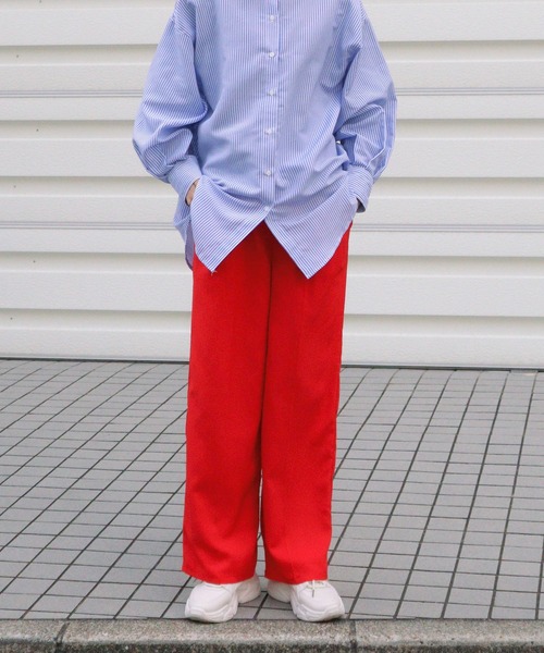 Isn't She?(イズントシー)の「ルーズストレートパンツ(その他パンツ・レディース・グレイッシュベージュ/レッド・FREE)」の9枚目の写真