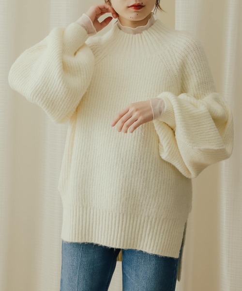 SENSE OF PLACE by URBAN RESEARCH(センスオブプレイスバイアーバンリサーチ)の「アルパカライクボリュームスリーブセーター(ニット/セーター・レディース・アイボリー/イエロー/ブラウン・ONE)」の2枚目の写真