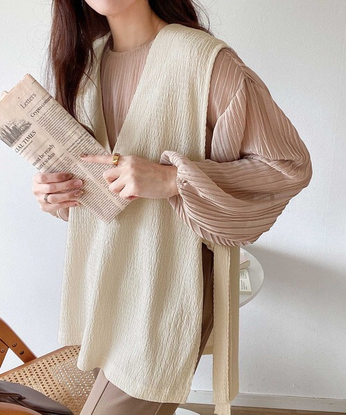 Java(ジャバ)の「《JaVaジャバ コラボ》1枚であか抜け。サイドリボン深Vネックベスト(ベスト・レディース・ブラック/グレイッシュベージュ/アイボリー・LARGE/MEDIUM/SMALL/X-LARGE)」の15枚目の写真