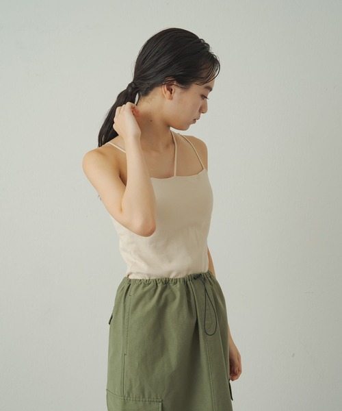 earthy(アーシー)の「【earthy_】オーガニックコットンカップ付き3ストラップキャミソール(キャミソール・レディース・オフホワイト/ブラック/グレー・M/S)」の13枚目の写真