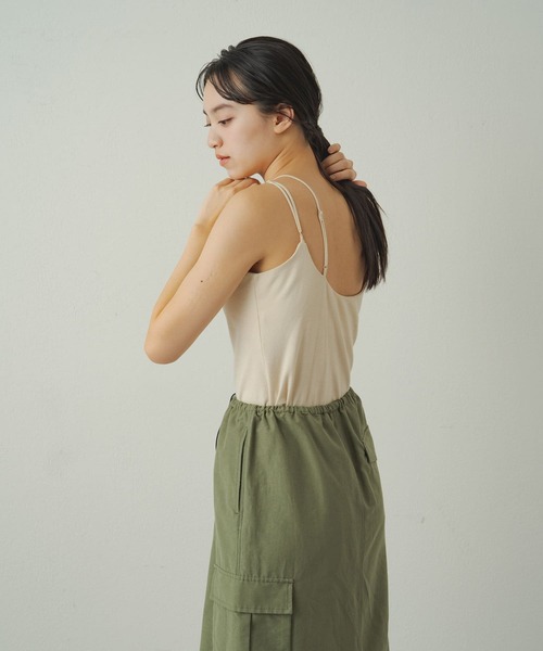 earthy(アーシー)の「【earthy_】オーガニックコットンカップ付き3ストラップキャミソール(キャミソール・レディース・オフホワイト/ブラック/グレー・M/S)」の18枚目の写真