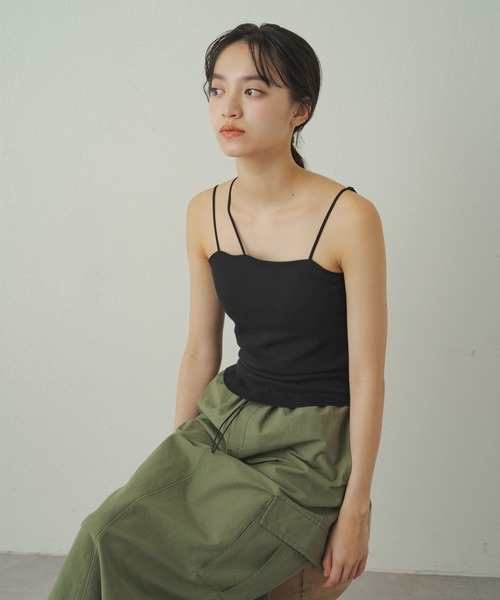 earthy(アーシー)の「【earthy_】オーガニックコットンカップ付き3ストラップキャミソール(キャミソール・レディース・オフホワイト/ブラック/グレー・M/S)」の5枚目の写真