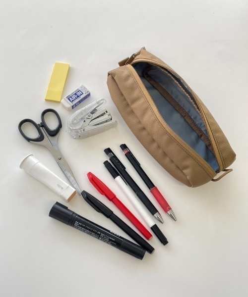 KELTY(ケルティ)の「【KELTY】URBAN CABLE POUCH(ポーチ・メンズ・ブラック/モカ・FREE)」の1枚目の写真