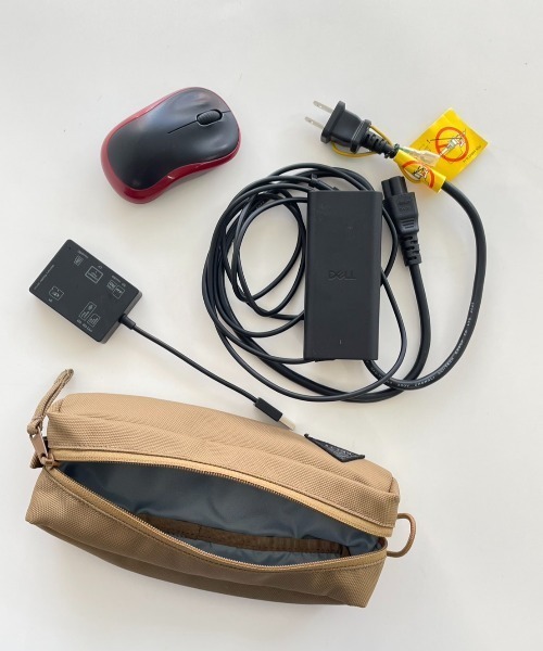 KELTY(ケルティ)の「【KELTY】URBAN CABLE POUCH(ポーチ・メンズ・ブラック/モカ・FREE)」の8枚目の写真