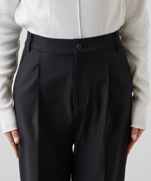 PUAL CE CIN（ピュアルセシン）の「【Du noir】テーパードスラックスパンツ（スラックス・レディース・ベージュ/ブラック・FREE）」の4枚目の写真