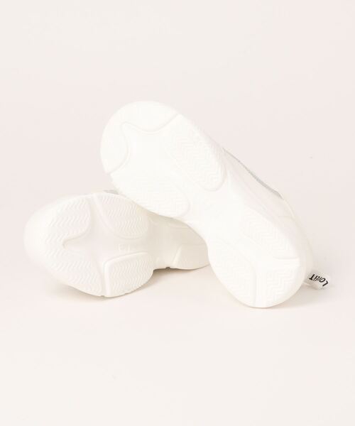 by LOVEiT(バイラビット)の「厚底フォログラムスニーカー(スニーカー・キッズ・オフホワイト/ブラック・24cm/21cm/22cm/23cm)」の4枚目の写真