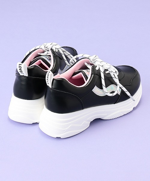 by LOVEiT(バイラビット)の「厚底フォログラムスニーカー(スニーカー・キッズ・オフホワイト/ブラック・24cm/21cm/22cm/23cm)」の12枚目の写真