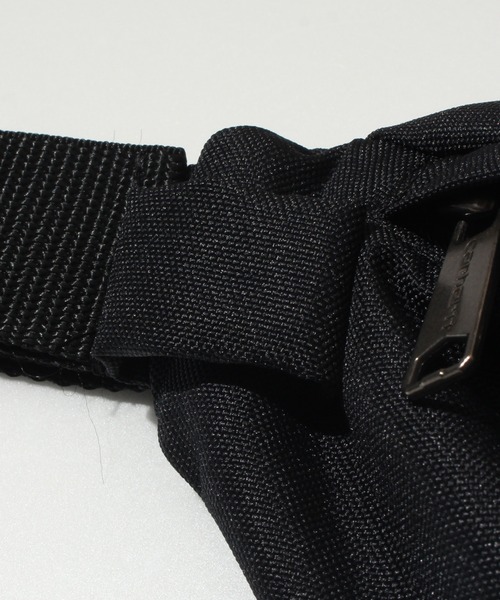 Carhartt（カーハート）の「【Carhartt カーハート】Waist Pack/ウエストパック/ボディバッグ（ボディバッグ/ウエストポーチ・メンズ・ブラック・FREE）」の10枚目の写真