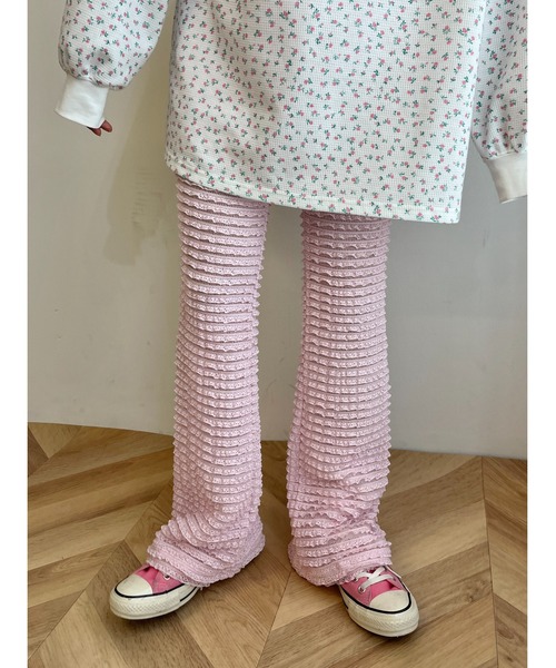 WC（ダブル シー）の「フリルレースフレアパンツ（スラックス・レディース・ライトピンク/ブラック/ホワイト・FREE）」の3枚目の写真