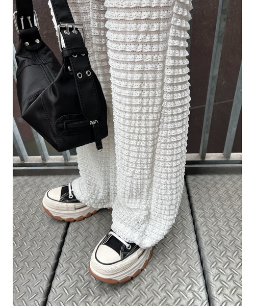 WC（ダブル シー）の「フリルレースフレアパンツ（スラックス・レディース・ライトピンク/ブラック/ホワイト・FREE）」の5枚目の写真