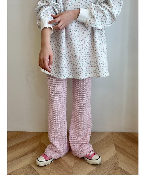 WC（ダブル シー）の「フリルレースフレアパンツ（スラックス・レディース・ライトピンク/ブラック/ホワイト・FREE）」の11枚目の写真