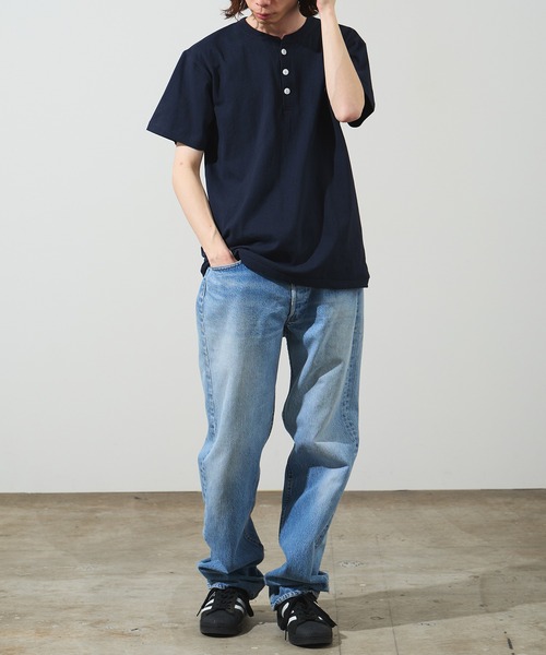 CROSS & STITCH（クロスステッチ）の「CROSS&STITCH/クロスアンドステッチ オープンエンド マックスウェイト ヘンリーネック 半袖Tシャツ ユニセックス 2026年春夏（Tシャツ/カットソー・メンズ・ホワイト/ブラック/ダークブルー/ナチュラル/ネイビー・L/XL/S/M）」の18枚目の写真