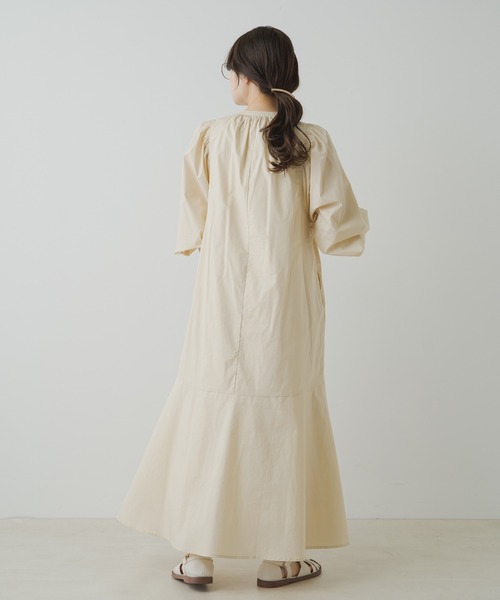 PUAL CE CIN（ピュアルセシン）の「【Du noir】ボリュームショルダーワンピース（ワンピース・レディース・ブラック/ベージュ・FREE）」の11枚目の写真