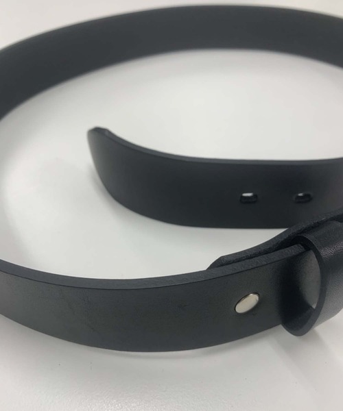 wjk(ダヴルジェイケイ)の「simple leather belt(ベルト・メンズ・ダークブラウン/ブラック×ブラック/ブラック×シルバー・MEDIUM/LARGE)」の11枚目の写真