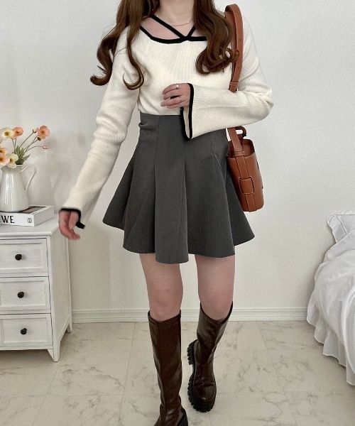 Ada.（エイダ）の「ハイウエスト フレアミニスカート インナーパンツ 裏地付き（スカート・レディース・アイボリー/ブラック/グレー/グレー系その他/カーキ/ベージュ/ブラウン・S/M/XS）」の14枚目の写真