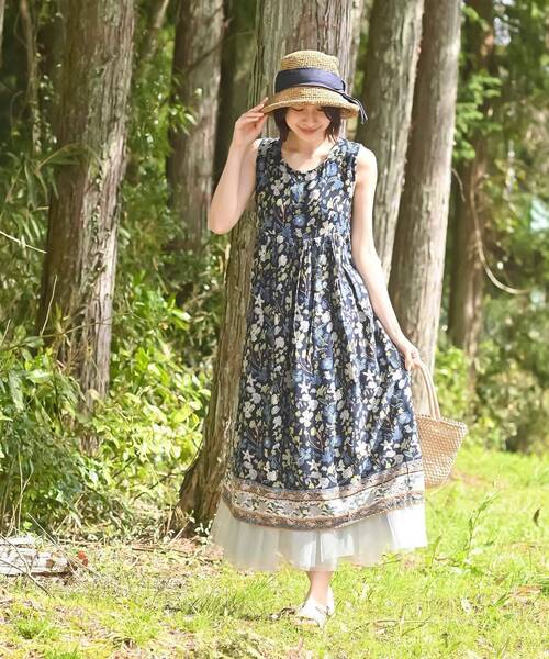 rps（アールピーエス）の「レーヨンプリントノースリーブワンピース