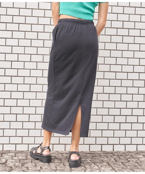 anap mimpi（アナップミンピ）の「ガーゼ裏毛バックスリットロングスカート（スカート・レディース・ブラック/オフホワイト/ベージュ・FREE）」の5枚目の写真