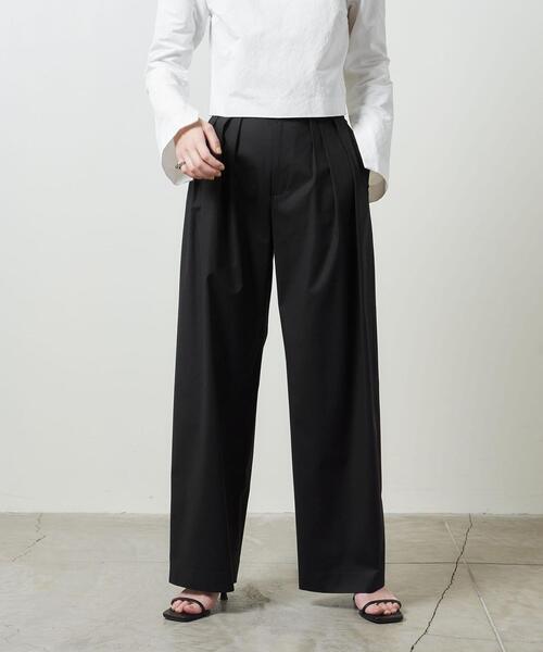 マルゥ　ユナイテッドアローズ　タック　ショートパンツ　ブラック セール】＜MARW UNITED ARROWS＞タック ショートパンツ（その他