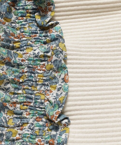 BEAMS mini（ビームスミニ）の「BEAMS mini / フラワー切替 ロンパース (70～80cm)（ロンパース・キッズ・パープル系その他6/オフホワイト/サックスブルー・80/70）」の4枚目の写真