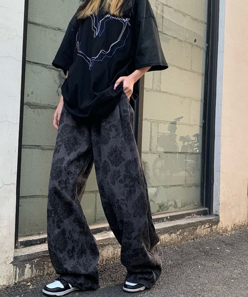 sevens(セブンズ)の「フラワー柄ワイドストリートパンツ(se)(その他パンツ・レディース・ブラック/ブラウン・FREE)」の3枚目の写真