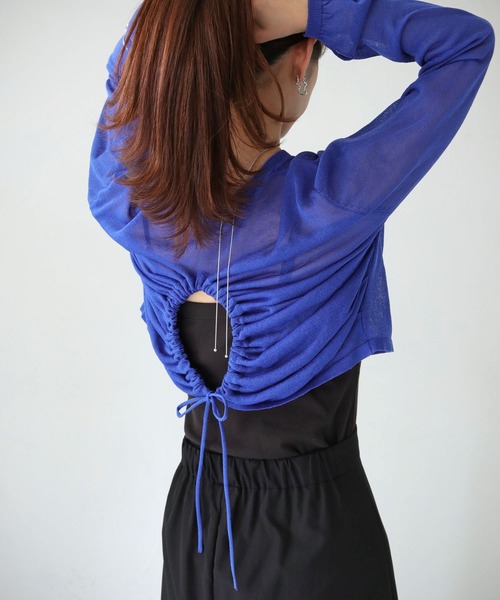 cheriella(シェリエラ)の「【cheriella】WEB限定バックストリングシアーニットトップス(ニット/セーター・レディース・ブルー/アイボリー/ブラック/カーキ/ワインレッド/チャコールグレー・M)」の11枚目の写真